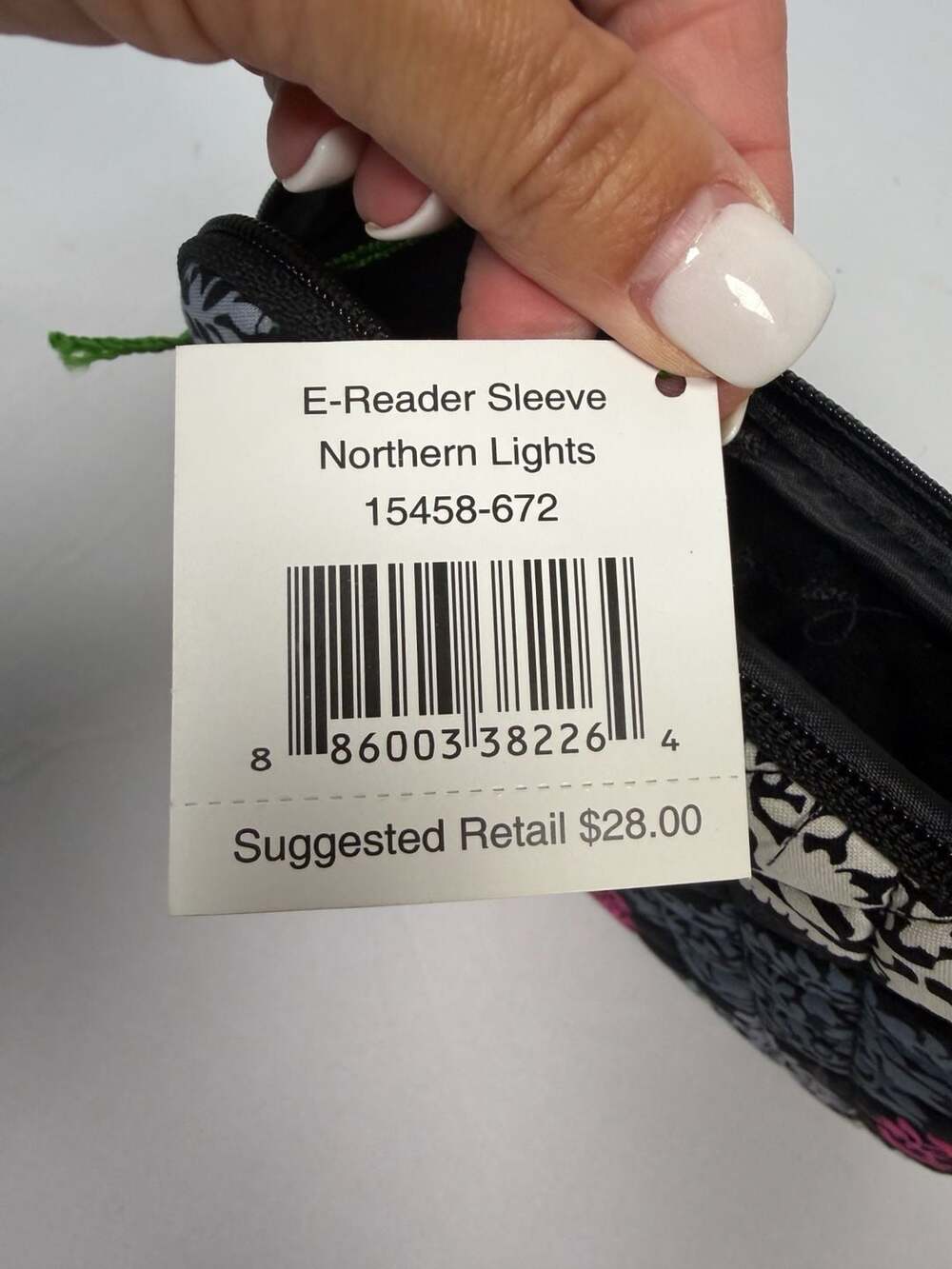 Vera Bradley E-Reader Sleeve in Northern Lights Pattern - Picture 5 of 6